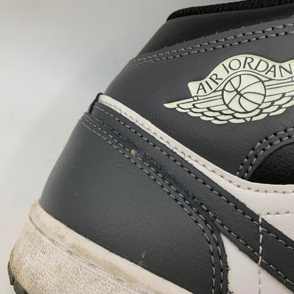 【中古品】【メンズ】 NIKE ナイキ AIR JORDAN 1 MID DQ8426-001 エア ジョーダン 1 ミッド スニーカー 靴 160-260803-as-26-izu サイズ：26.5cm カラー：BLACK/IRON GREY-WHITE 万代Net店