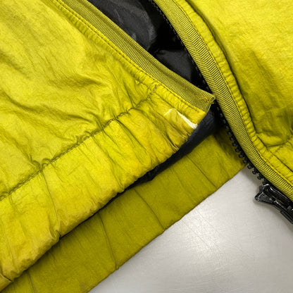 【現状渡し品】【メンズ】 OLD STONE ISLAND オールドストーンアイランド FILLED MESH BADGE PUFFER JACKET メッシュバッジ パファージャケット 141-260802-as-05-izu サイズ：L カラー：ライトグリーン 万代Net店