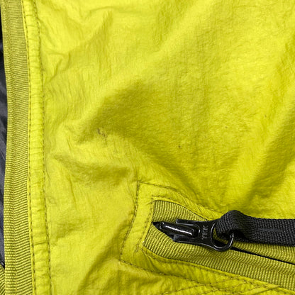 【現状渡し品】【メンズ】 OLD STONE ISLAND オールドストーンアイランド FILLED MESH BADGE PUFFER JACKET メッシュバッジ パファージャケット 141-260802-as-05-izu サイズ：L カラー：ライトグリーン 万代Net店