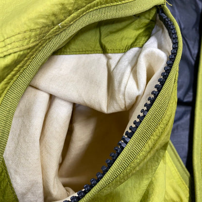 【現状渡し品】【メンズ】 OLD STONE ISLAND オールドストーンアイランド FILLED MESH BADGE PUFFER JACKET メッシュバッジ パファージャケット 141-260802-as-05-izu サイズ：L カラー：ライトグリーン 万代Net店