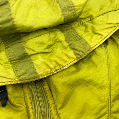 【現状渡し品】【メンズ】 OLD STONE ISLAND オールドストーンアイランド FILLED MESH BADGE PUFFER JACKET メッシュバッジ パファージャケット 141-260802-as-05-izu サイズ：L カラー：ライトグリーン 万代Net店