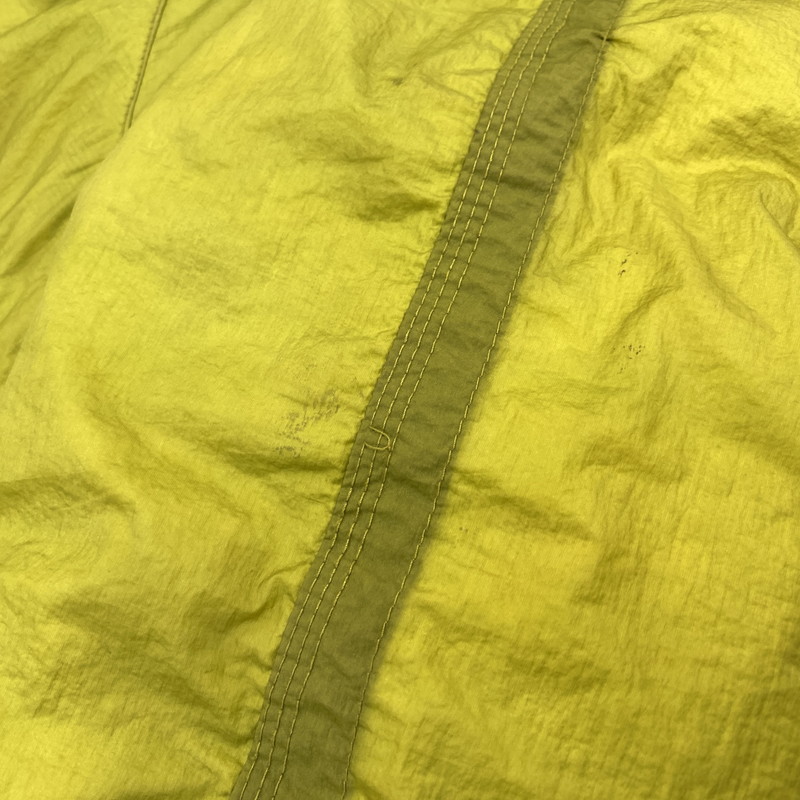 【現状渡し品】【メンズ】 OLD STONE ISLAND オールドストーンアイランド FILLED MESH BADGE PUFFER JACKET メッシュバッジ パファージャケット 141-260802-as-05-izu サイズ：L カラー：ライトグリーン 万代Net店
