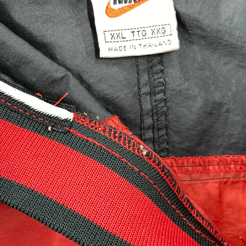 【中古品】【メンズ】 NIKE ナイキ タイ製 CENTER SWOOSH NYLON PULLOVER SHIRT センター スウッシュ ナイロン プルオーバー シャツ トップス 長袖 146-260807-cs-06-izu サイズ：XXL カラー：レッド 万代Net店