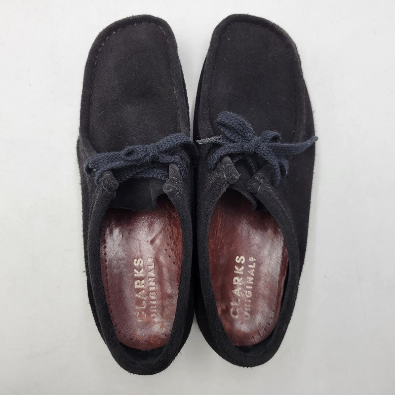 【中古品】【メンズ】 Clarks クラークス WALLABEE 21621 ワラビー シューズ 靴 164-260803-as-32-izu サイズ：US8.5 カラー：ブラック 万代Net店
