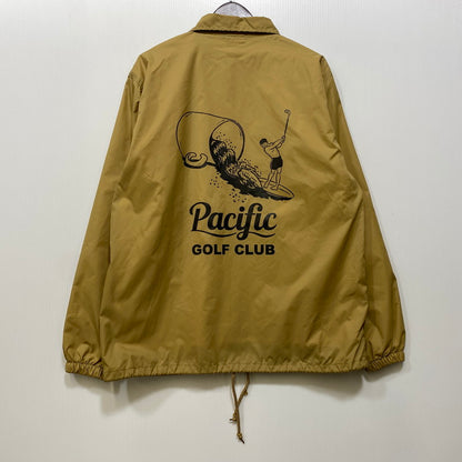 【中古品】【メンズ】 PACIFIC GOLF CLUB パシフィックゴルフクラブ PGC231OTR014RI FORE ON THE WAVES COACH JACKET コーチ ジャケット アウター 142-260807-cs-12-izu サイズ：L カラー：ベージュ 万代Net店