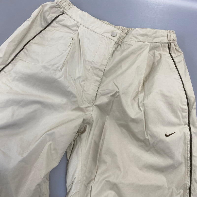 【中古品】【レディース】 NIKE GOLF ナイキ ゴルフ S6KCK CONVERTIBLE NYLON SET UP コンバーチブル ナイロン セットアップ 168-260804-yn-03-izu サイズ：M カラー：ベージュ 万代Net店