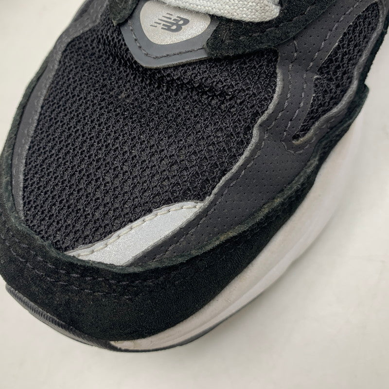 【中古品】【レディース】 NEW BALANCE ニューバランス WOMEN'S ウィメンズ 990V6 スニーカー シューズ 靴 166-260804-cs-01-izu サイズ：24.5cm カラー：ブラック×ホワイト 万代Net店