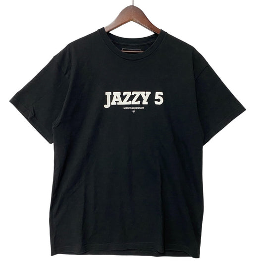 【中古品】【メンズ】 uniform experiment ユニフォームエクスペリメント FRAGMENT フラグメント JAZZY JAY JAZZY 5 S/S TEE 半袖Tシャツ 142-260808-as-09-izu サイズ：2 カラー：ブラック 万代Net店