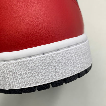 【中古美品】【メンズ】 NIKE ナイキ 554724-069 AIR JORDAN 1 MID エア ジョーダン ワン ミッド スニーカー シューズ 靴 160-260804-cs-06-izu サイズ：28cm カラー：BLACK/BLACK-GYM RED 万代Net店