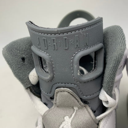 【中古品】【メンズ】 NIKE ナイキ CT8529-100 AIR JORDAN 6 エア ジョーダン スニーカー シューズ 靴 160-260804-cs-07-izu サイズ：27.5cm カラー：WHITE/MEDIUM GREY-COOL GREY 万代Net店