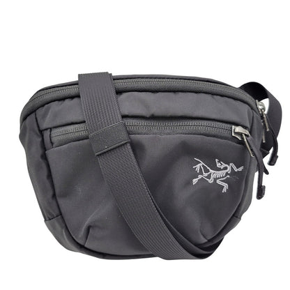 【中古品】【メンズ/レディース】 ARC'TERYX アークテリクス MANTIS 1 WAISTPACK 25817-124757 マンティス 1 ウエストパック バッグ カバン 鞄 188-260808-as-26-izu カラー：ブラック 万代Net店