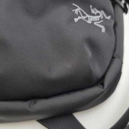 【中古品】【メンズ/レディース】 ARC'TERYX アークテリクス MANTIS 1 WAISTPACK 25817-124757 マンティス 1 ウエストパック バッグ カバン 鞄 188-260808-as-26-izu カラー：ブラック 万代Net店
