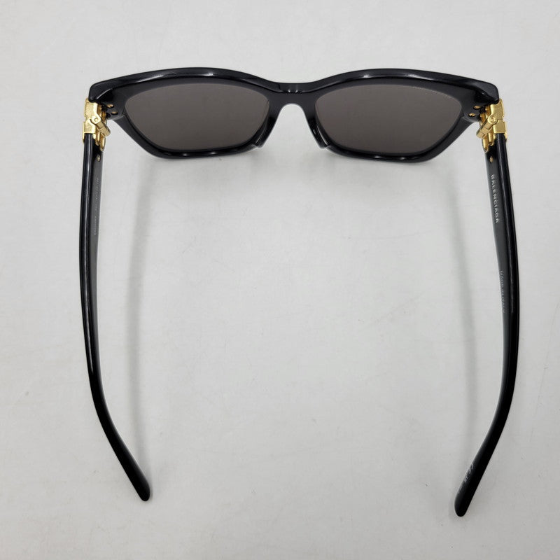 【中古品】【メンズ/レディース】 BALENCIAGA バレンシアガ SQUARE SUNGLASSES BB0102SA スクエア サングラス 小物 服飾雑貨 183-260805-ay-15-izu サイズ：57口16-145 カラー：ブラック 万代Net店