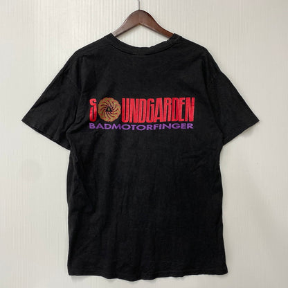 【中古品】【メンズ】 SOUND GARDEN サウンドガーデン HANES ヘインズ USA製 c1991 90S BADMOTORFINGER バッドモーターフィンガー SS TEE ショートスリーブ Tシャツ トップス 半袖 146-260807-ya-03-izu サイズ：L カラー：ブラック 万代Net店