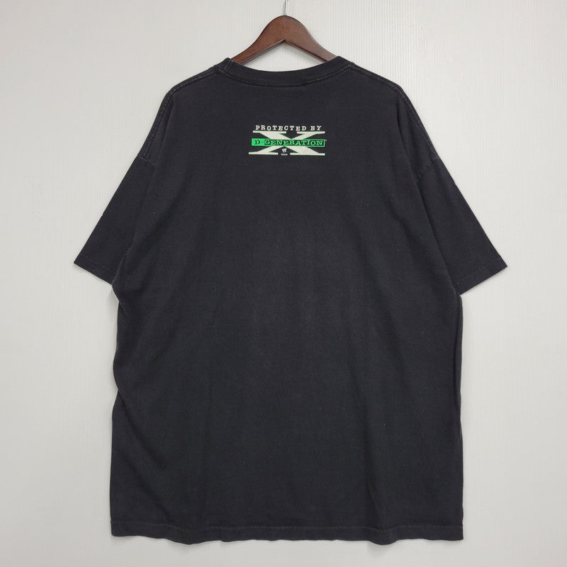 【中古品】【メンズ】 WWE ワールドレスリングエンターテインメント c2002 PROTECTED BY D-GENERATION SS TEE D-ジェネレーション ショートスリーブ Tシャツ トップス 146-260815-kh-03-izu サイズ：2XL カラー：ブラック 万代Net店