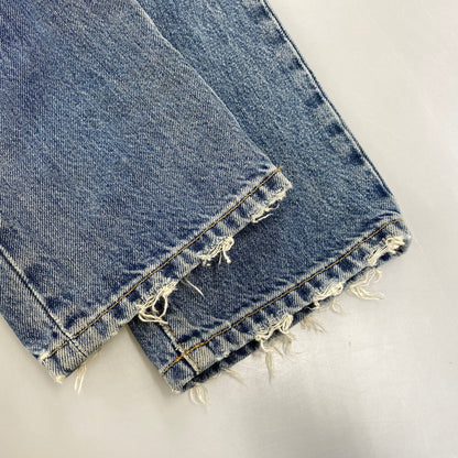 【中古品】【メンズ】 SAINT LAURENT サンローラン 551351 Y969T D18 SLIM LOW WAIST DAMAGE DENIM PANTS スリム ロウ ウエスト ダメージ デニム パンツ 152-260806-yn-13-izu サイズ：W30 カラー：インディゴ 万代Net店