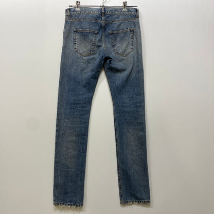 【中古品】【メンズ】 SAINT LAURENT サンローラン 551351 Y969T D18 SLIM LOW WAIST DAMAGE DENIM PANTS スリム ロウ ウエスト ダメージ デニム パンツ 152-260806-yn-13-izu サイズ：W30 カラー：インディゴ 万代Net店