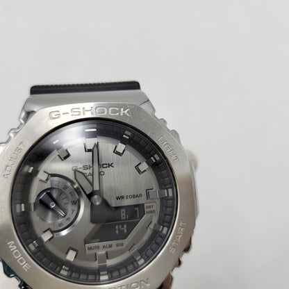 【中古品】【メンズ/レディース】 G-SHOCK ジーショック GM-2100-1AJF 2100 SERIES DIGITAL ANALOG QUARTZ WATCH デジタル アナログ クオーツ ウォッチ 腕時計 196-260807-cs-19-izu サイズ：49.3 × 44.4 × 11.8 mm カラー：ブラック×シルバー 万代Net店