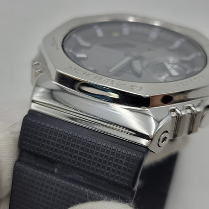 【中古品】【メンズ/レディース】 G-SHOCK ジーショック GM-2100-1AJF 2100 SERIES DIGITAL ANALOG QUARTZ WATCH デジタル アナログ クオーツ ウォッチ 腕時計 196-260807-cs-19-izu サイズ：49.3 × 44.4 × 11.8 mm カラー：ブラック×シルバー 万代Net店