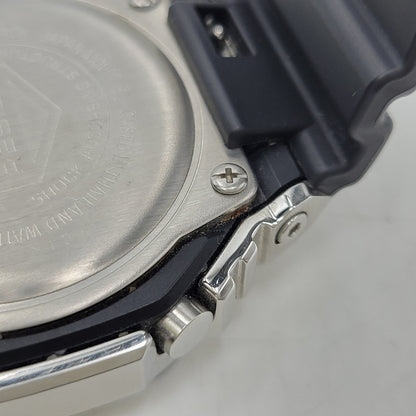 【中古品】【メンズ/レディース】 G-SHOCK ジーショック GM-2100-1AJF 2100 SERIES DIGITAL ANALOG QUARTZ WATCH デジタル アナログ クオーツ ウォッチ 腕時計 196-260807-cs-19-izu サイズ：49.3 × 44.4 × 11.8 mm カラー：ブラック×シルバー 万代Net店