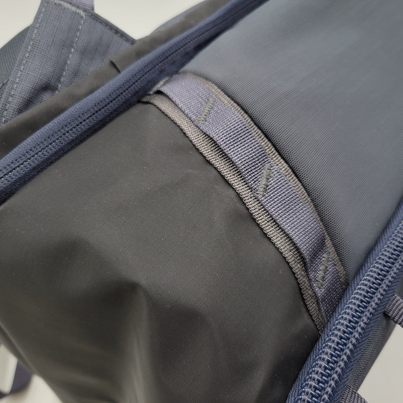【中古品】【メンズ/レディース】 patagonia パタゴニア BLACK HOLE MINI MLC 30L 49266FA24 ブラックホール ミニ リュック バッグ カバン 鞄 188-260809-as-04-izu カラー：ネイビー 万代Net店