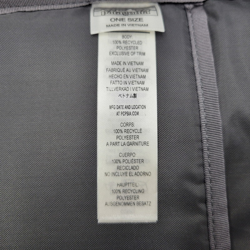 【中古品】【メンズ/レディース】 patagonia パタゴニア BLACK HOLE MINI MLC 30L 49266FA24 ブラックホール ミニ リュック バッグ カバン 鞄 188-260809-as-04-izu カラー：ネイビー 万代Net店
