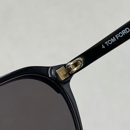 【中古品】【メンズ/レディース】 TOM FORD トムフォード TF878-D SUNGLASSES サングラス 203-260810-cs-18-izu サイズ：53口21-145 カラー：ブラック 万代Net店