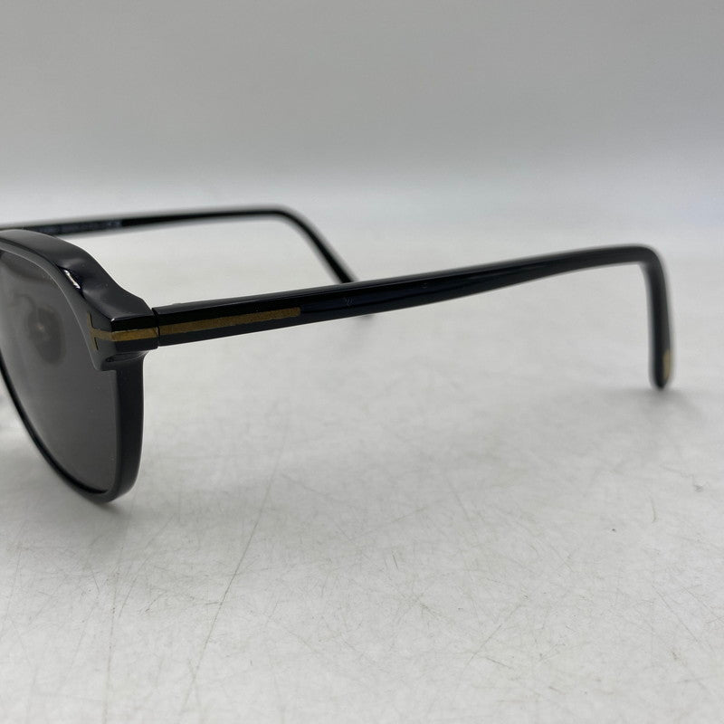 【中古品】【メンズ/レディース】 TOM FORD トムフォード TF878-D SUNGLASSES サングラス 203-260810-cs-18-izu サイズ：53口21-145 カラー：ブラック 万代Net店