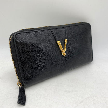 【中古品】【メンズ/レディース】 VERSACE ヴェルサーチェ 1006263 VIRTUS ROUND ZIP WALLET ヴィルトゥス ラウンド ジップ ウォレット 長財布 181-260810-cs-15-izu カラー：ブラック 万代Net店