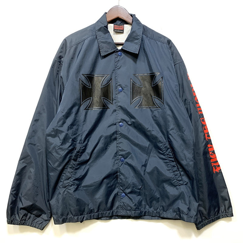 【中古品】【メンズ】 UNITED ATHLE ユナイテッドアスレ FUCK THE WORLD W CROSS PRINT COACH JACKET クロス プリント コーチ ジャケット アウター 146-260828-cs-20-izu サイズ：L カラー：ネイビー 万代Net店