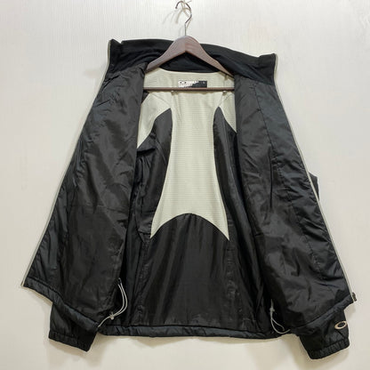 【中古品】【メンズ】 OAKLEY オークリー LOGO ZIP NYLON JACKET 419271JP ロゴ ジップ ナイロンジャケット 148-260820-as-30-izu サイズ：L カラー：ブラック 万代Net店