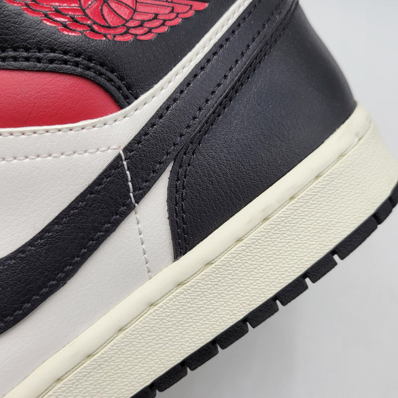【中古品】【メンズ】 NIKE ナイキ WMNS AIR JORDAN 1 MID BQ6472-061 ウィメンズ エア ジョーダン 1 ミッド スニーカー 靴 160-260821-as-15-izu サイズ：28cm カラー：BLACK/GYM RED-SAIL 万代Net店