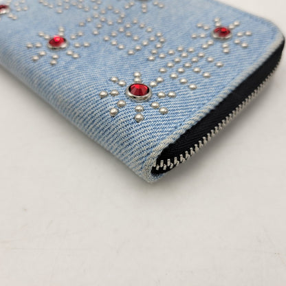 【中古品】【メンズ/レディース】 Supreme シュプリーム × HOLLYWOOD TRADING COMPANY ハリウッドトレーディングカンパニー STUDDED WALLET DENIM スタッズデニムウォレット 財布 200-260811-as-02-izu カラー：インディゴ 万代Net店
