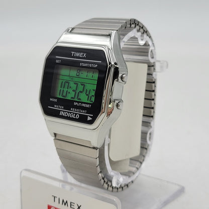 【中古品】【メンズ/レディース】 Supreme シュプリーム × TIMEX タイメックス DIGITAL WATCH TW2U03500 デジタルウォッチ 腕時計 197-260811-as-01-izu カラー：シルバー×ブラック 万代Net店