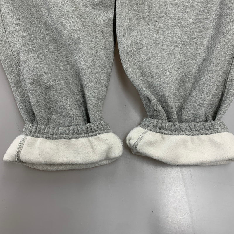 【中古品】【メンズ】 STUSSY×NIKE ステューシー ナイキ DC4227-050 INTERNATIONAL SWEATPANTS インターナショナル スウェットパンツ ボトムス ズボン 153-260812-cs-03-izu サイズ：S カラー：グレー 万代Net店
