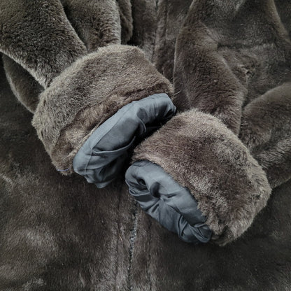 【中古品】【メンズ】 PIKO ピコ PKM-644 FAKE FUR ZIPUP JACKET フェイクファー ジップアップ ジャケット アウター 146-260824-ya-16-izu サイズ：M カラー：ダークブラウン 万代Net店