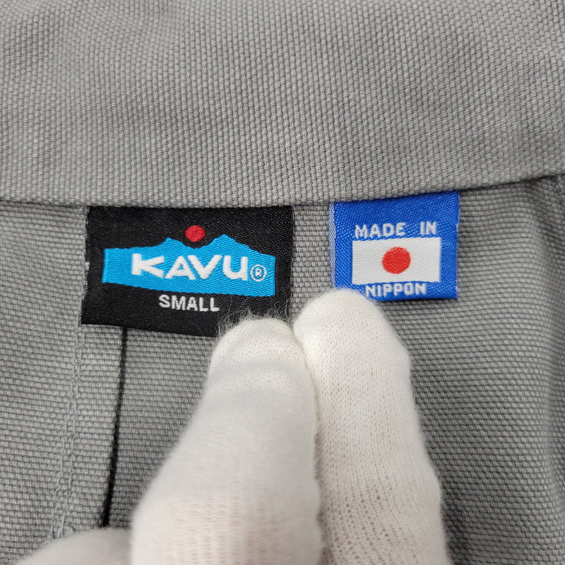 【中古品】【メンズ】 KAVU カブー 19820001 チェスロージャケット アウター 144-260824-ya-13-izu サイズ：S カラー：グレー 万代Net店