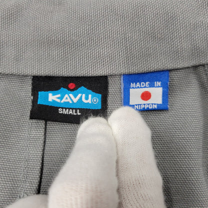 【中古品】【メンズ】 KAVU カブー 19820001 チェスロージャケット アウター 144-260824-ya-13-izu サイズ：S カラー：グレー 万代Net店