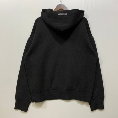 【中古品】【メンズ】 FEAR OF GOD ESSENTIALS フィアオブゴッド エッセンシャルズ LOGO KNIT HOODIE ロゴ ニット フーディー トップス 長袖 142-260825-cs-05-izu サイズ：S カラー：ブラック 万代Net店