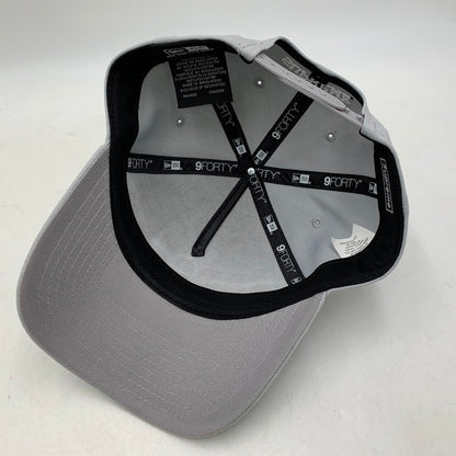 【中古品】【メンズ】 SUPREME シュプリーム × NEWERA ニューエラ GOTHIC OUTLINE ADJUSTABLE ゴシック アウトライン アジャスタブル 帽子 キャップ 185-260813-kh-07-izu サイズ：F カラー：グレー 万代Net店