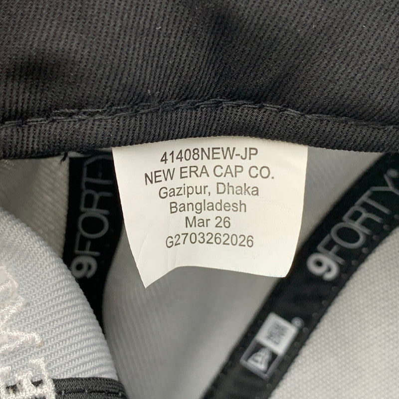 【中古品】【メンズ】 SUPREME シュプリーム × NEWERA ニューエラ GOTHIC OUTLINE ADJUSTABLE ゴシック アウトライン アジャスタブル 帽子 キャップ 185-260813-kh-07-izu サイズ：F カラー：グレー 万代Net店