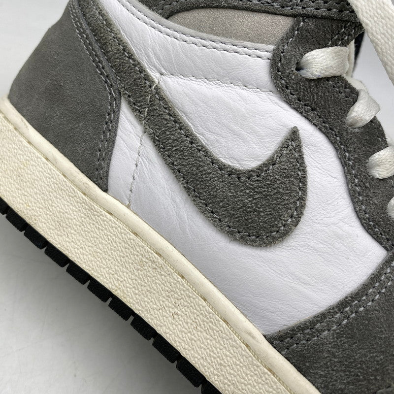 【中古品】【レディース】 NIKE ナイキ FD1437-051 GS AIR JORDAN 1 RETRO HIGH OG エア ジョーダン 1 レトロ ハイ OG スニーカー 靴 166-260829-kh-12-izu サイズ：24 カラー：BLACK/FIRE RED-WHITE-LIGHT SMOKE GREY 万代Net店