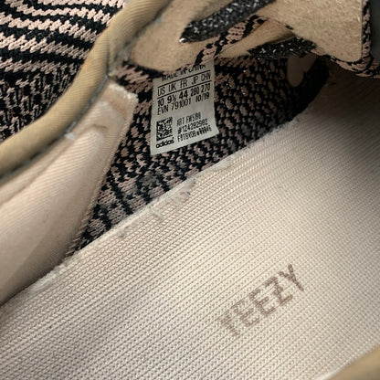 【中古品】【メンズ】 ADIDAS アディダス FW5190 YEEZY BOOST 350 V2 イージー ブースト スニーカー シューズ 靴 161-260814-cs-09-izu サイズ：28cm カラー：YECHEIL 万代Net店