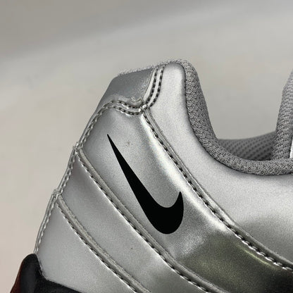 【中古美品】【メンズ】 NIKE ナイキ IB6830-002 AIR MAX 95 SE BIG BUBBLE TOTAL 90 PACK エア マックス エスイー ビッグ バブル トータル パック スニーカー シューズ 靴 160-260814-cs-06-izu サイズ：28cm カラー：METALLIC SILVER/BLACK-BLACK 万代Net店