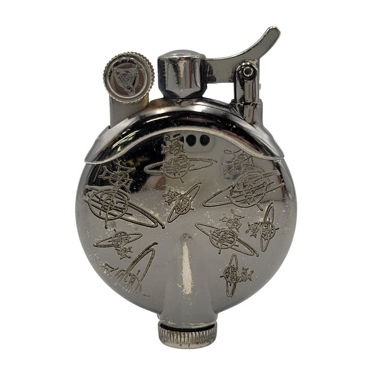 【現状渡し品】【メンズ/レディース】 VIVIENNE WESTWOOD ヴィヴィアンウエストウッド BLIND STAMP OIL LIGHTER ブラインドスタンプ オイルライター 206-260826-ay-19-izu カラー：ブラック系 万代Net店