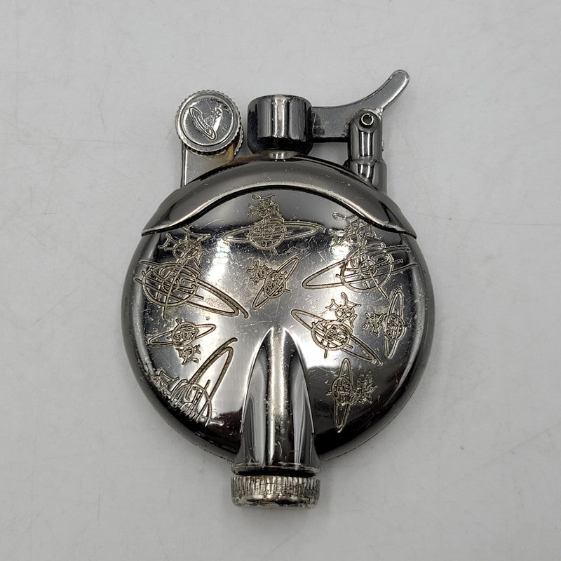 【現状渡し品】【メンズ/レディース】 VIVIENNE WESTWOOD ヴィヴィアンウエストウッド BLIND STAMP OIL LIGHTER ブラインドスタンプ オイルライター 206-260826-ay-19-izu カラー：ブラック系 万代Net店