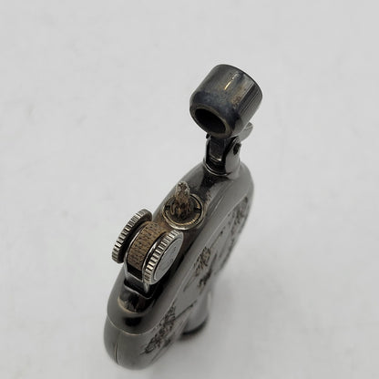 【現状渡し品】【メンズ/レディース】 VIVIENNE WESTWOOD ヴィヴィアンウエストウッド BLIND STAMP OIL LIGHTER ブラインドスタンプ オイルライター 206-260826-ay-19-izu カラー：ブラック系 万代Net店