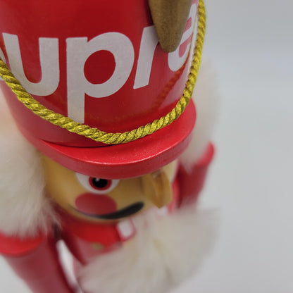 【中古品】 SUPREME シュプリーム 19FW NUTCRACKER ナッツクラッカー くるみ割り人形 フィギュア 208-260818-cs-16-izu 万代Net店