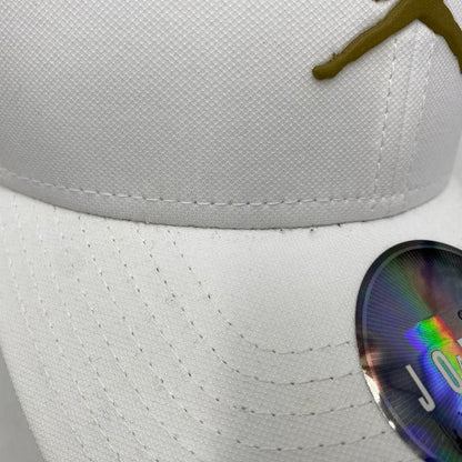 【中古品】【メンズ/レディース】 NIKE AIR JORDAN ナイキ エアジョーダン × OVO レノボ 826744-100 NIKE CLASSIC 99 CAP クラシック 99 キャップ 帽子 185-260829-kh-05-izu サイズ：F カラー：ホワイト 万代Net店