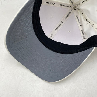 【中古品】【メンズ/レディース】 NIKE AIR JORDAN ナイキ エアジョーダン × OVO レノボ 826744-100 NIKE CLASSIC 99 CAP クラシック 99 キャップ 帽子 185-260829-kh-05-izu サイズ：F カラー：ホワイト 万代Net店